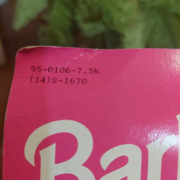 Vintage Barbie RARE So Much To Do Cleaning Set with CHARM NOS Sealed Near MINT - Picture 9 of 10